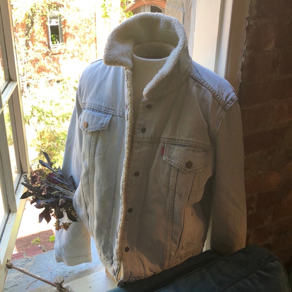 Levi's sherling lined jean jacket